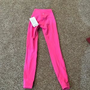 Lululemon size 2 sonic pink leggings